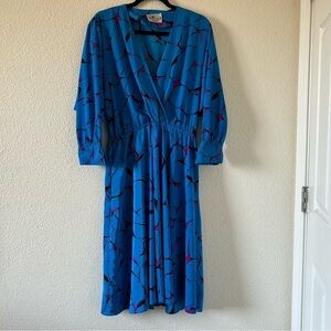 On The Rocks Vtg Dress Fit Sz Medium Blue Pink  3/4 Sleeves Cross Front Chest